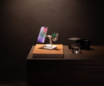 mophie 3-in-1 Wireless Charging Stand