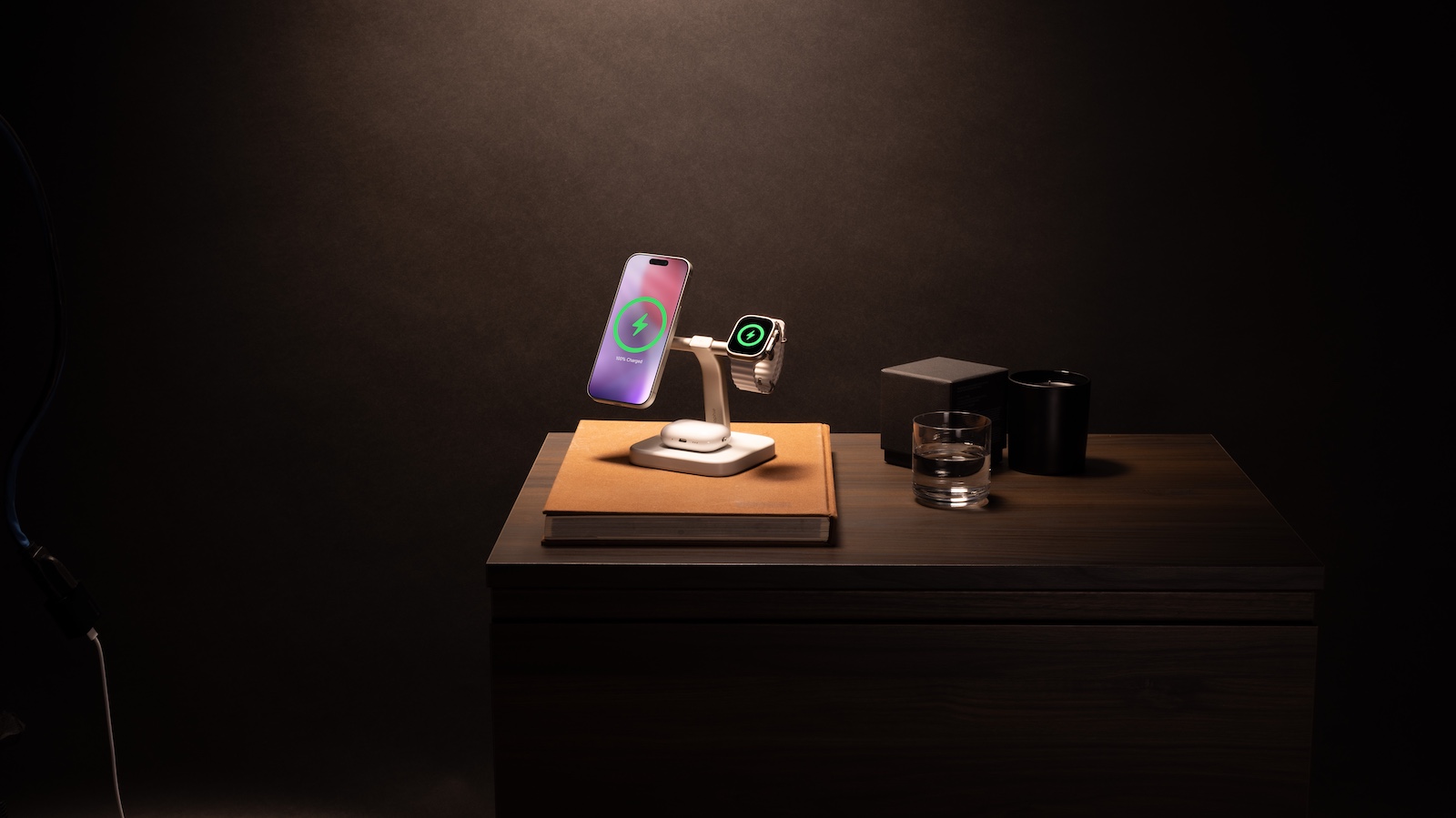 mophie 3-in-1 Wireless Charging Stand